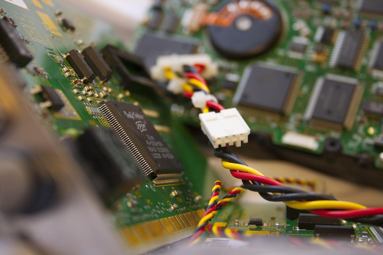 Computer network and infrastructure technology